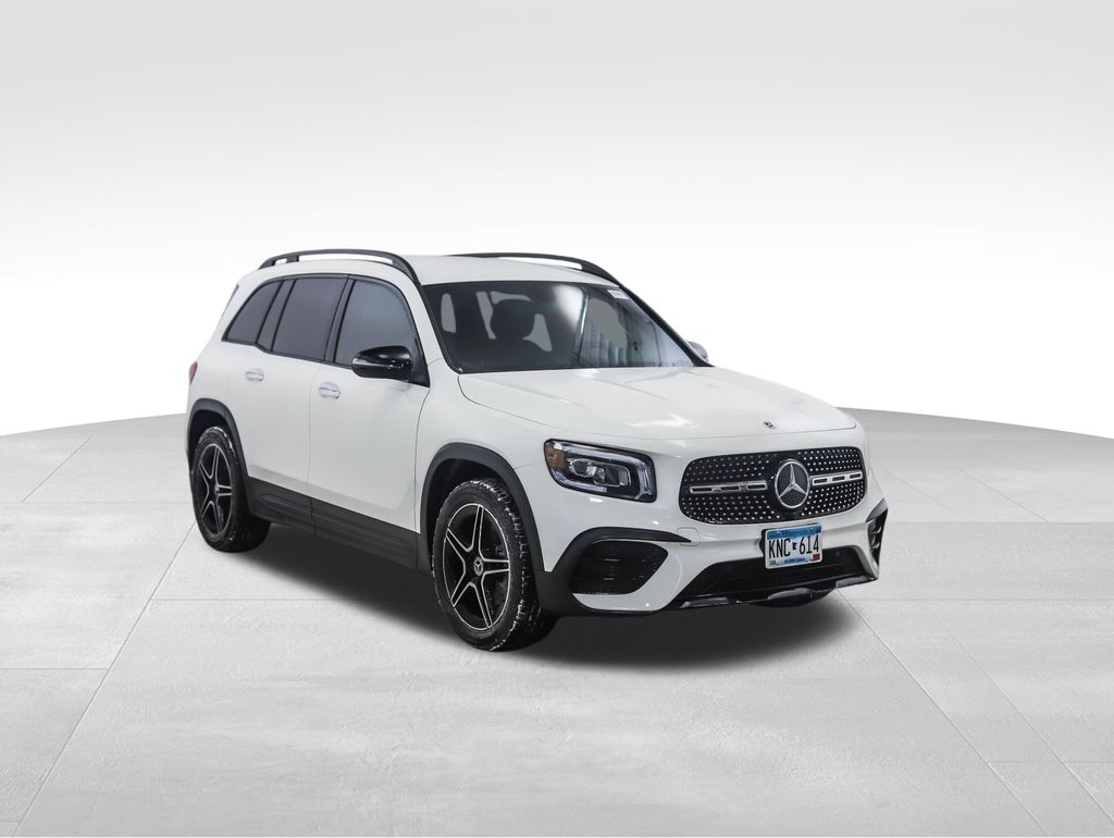 Thumbnail: 2021 Mercedes-Benz GLB - 7