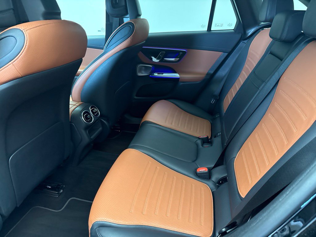Thumbnail: 2023 Mercedes-Benz GLC - 21
