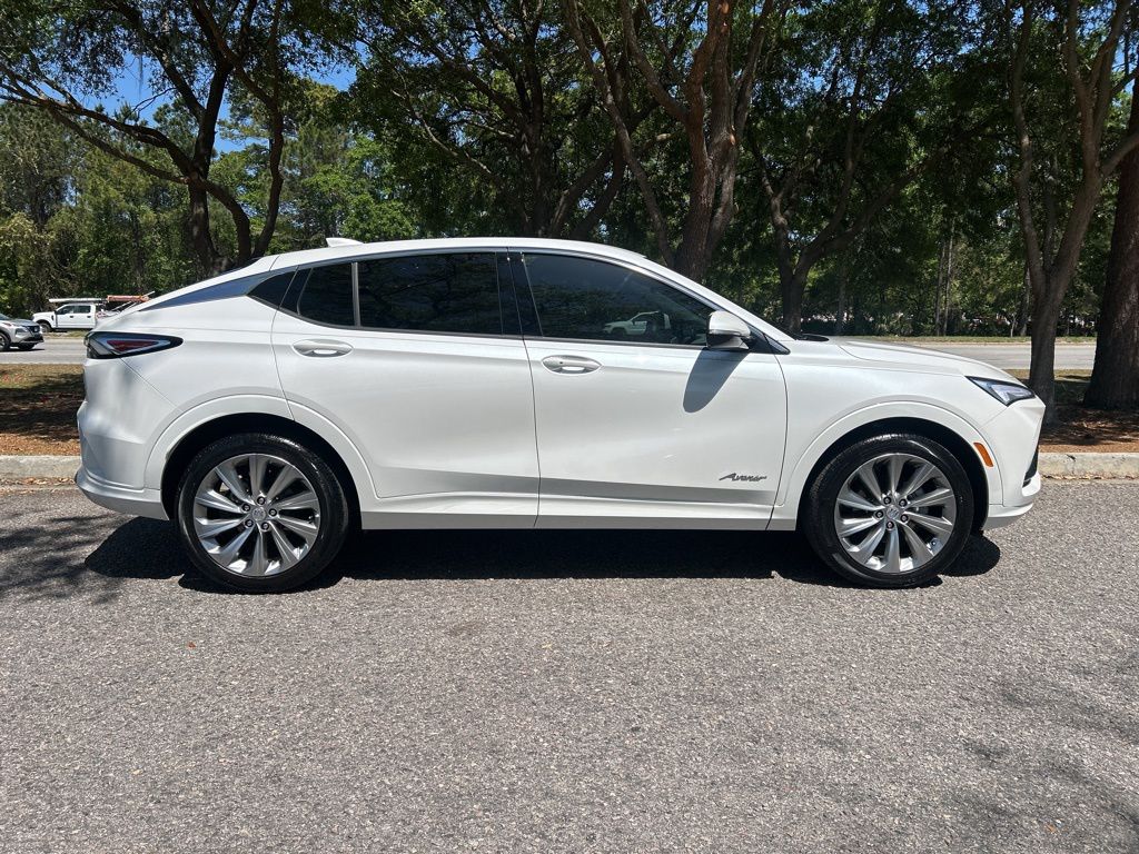 White Frost Tricoat 2024 Buick Envista Avenir FWD SUV / Crossover Front-Wheel Drive 6-Speed Automatic