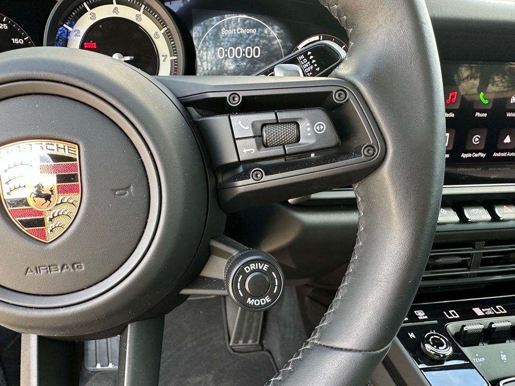 Thumbnail: 2024 Porsche 911 - 16