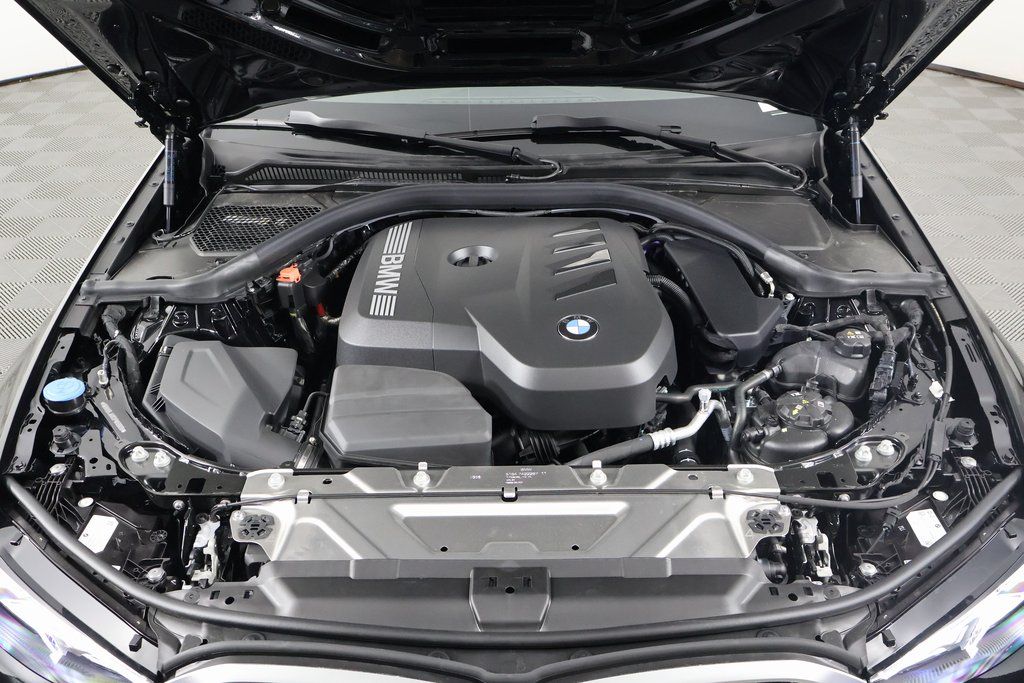 Thumbnail: 2026 BMW 3 Series - 9