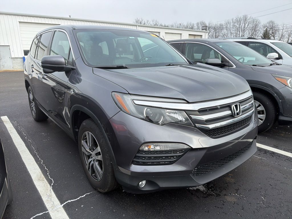 Thumbnail: 2016 Honda Pilot - 4
