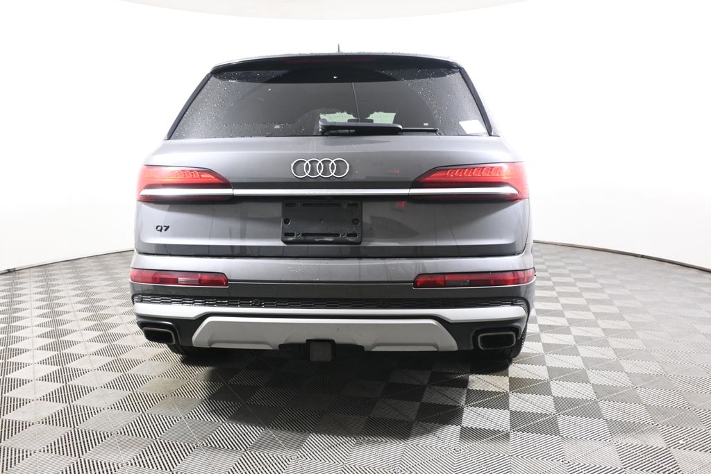 Thumbnail: 2025 Audi Q7 - 6