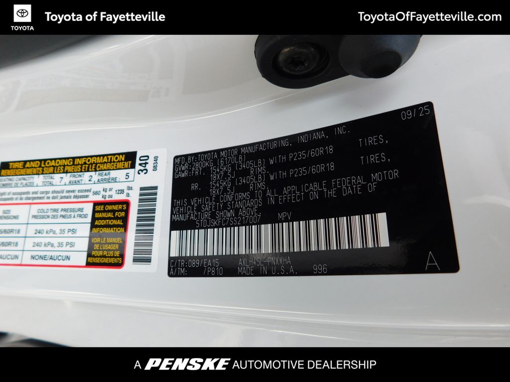 Thumbnail: 2025 Toyota Sienna - 12