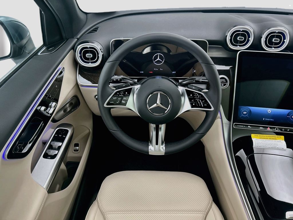 Thumbnail: 2027 Mercedes-Benz GLC - 10