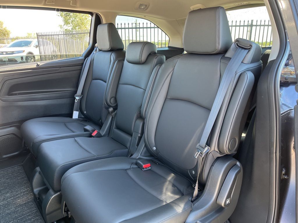 Thumbnail: 2026 Honda Odyssey - 14