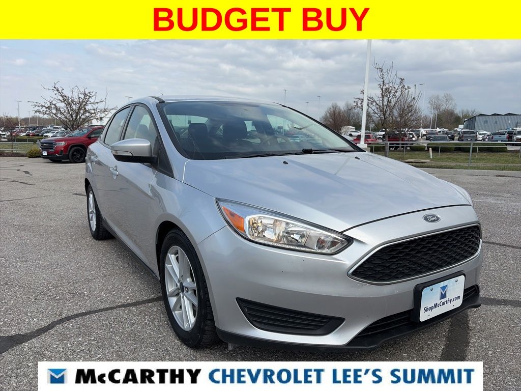 Used 2017 Ford Focus SE with VIN 1FADP3F26HL342754 for sale in Lee's Summit, MO
