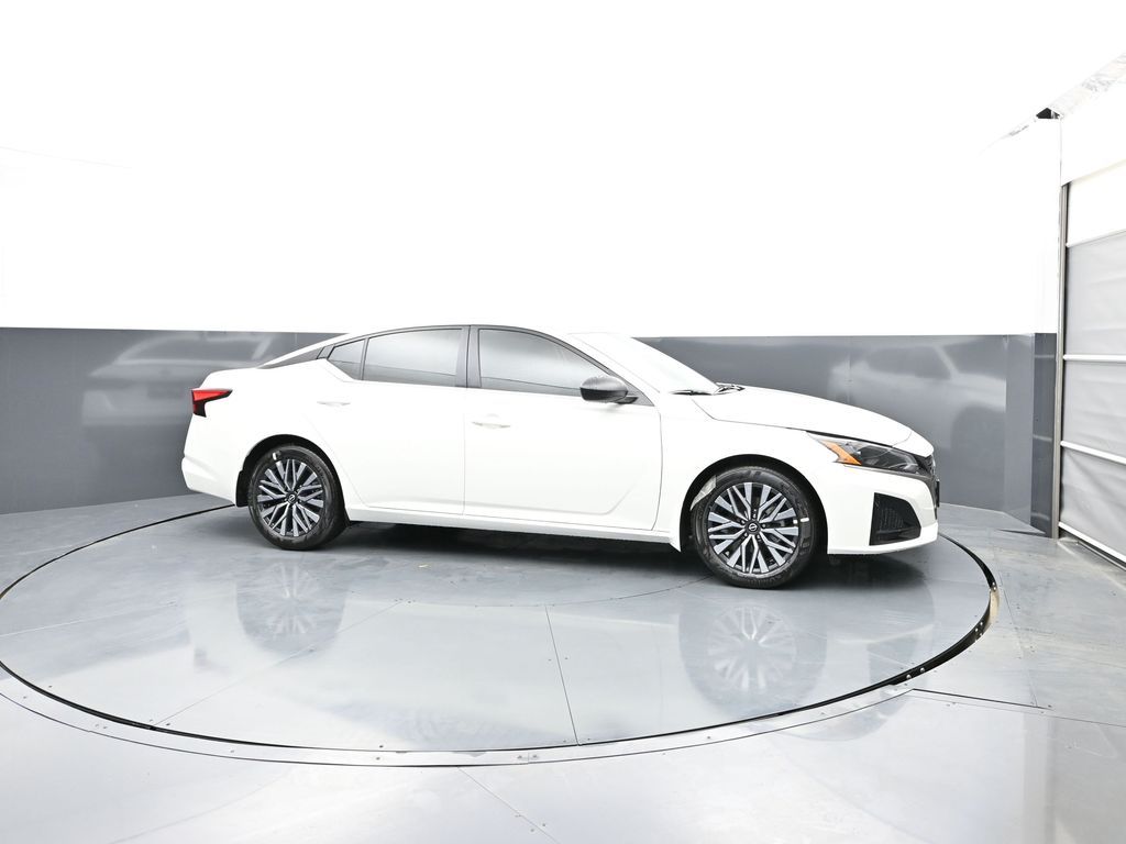 2026 Nissan Altima 2.5 SV