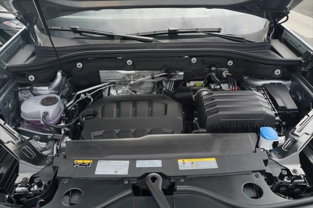 Thumbnail: 2026 Volkswagen Atlas - 13