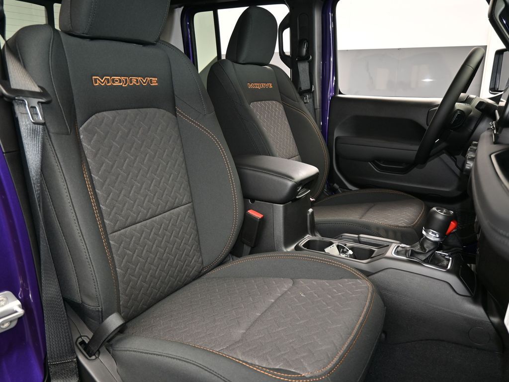 New 2026 reign Jeep Mojave image 39