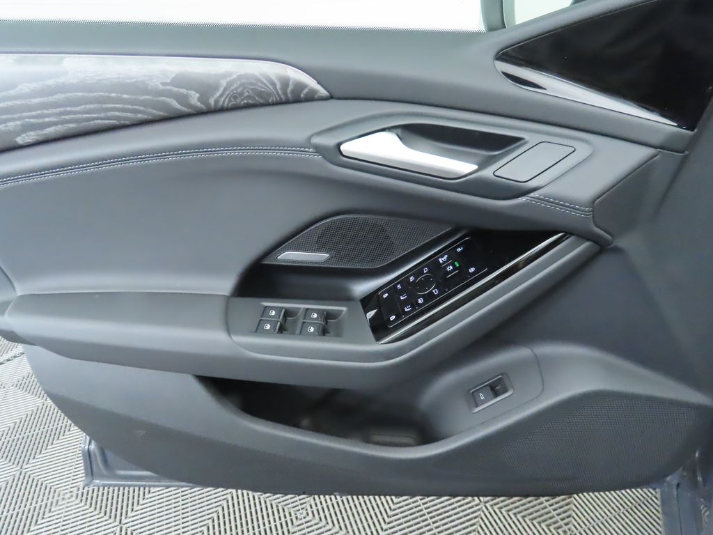 Thumbnail: 2025 Audi A6 - 26