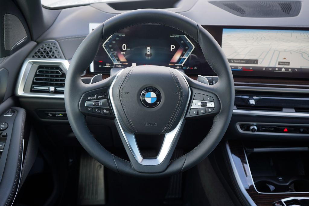 Thumbnail: 2026 BMW X5 - 14