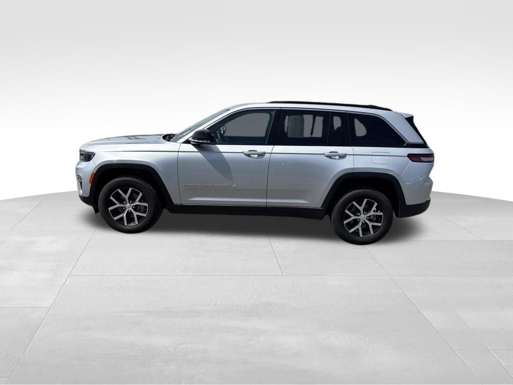 Used 2024 Jeep Grand Cherokee SUV