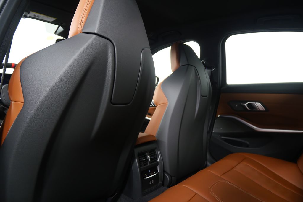 Thumbnail: 2026 BMW M3 - 19