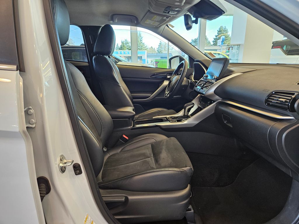 2024 Mitsubishi Eclipse Cross SE