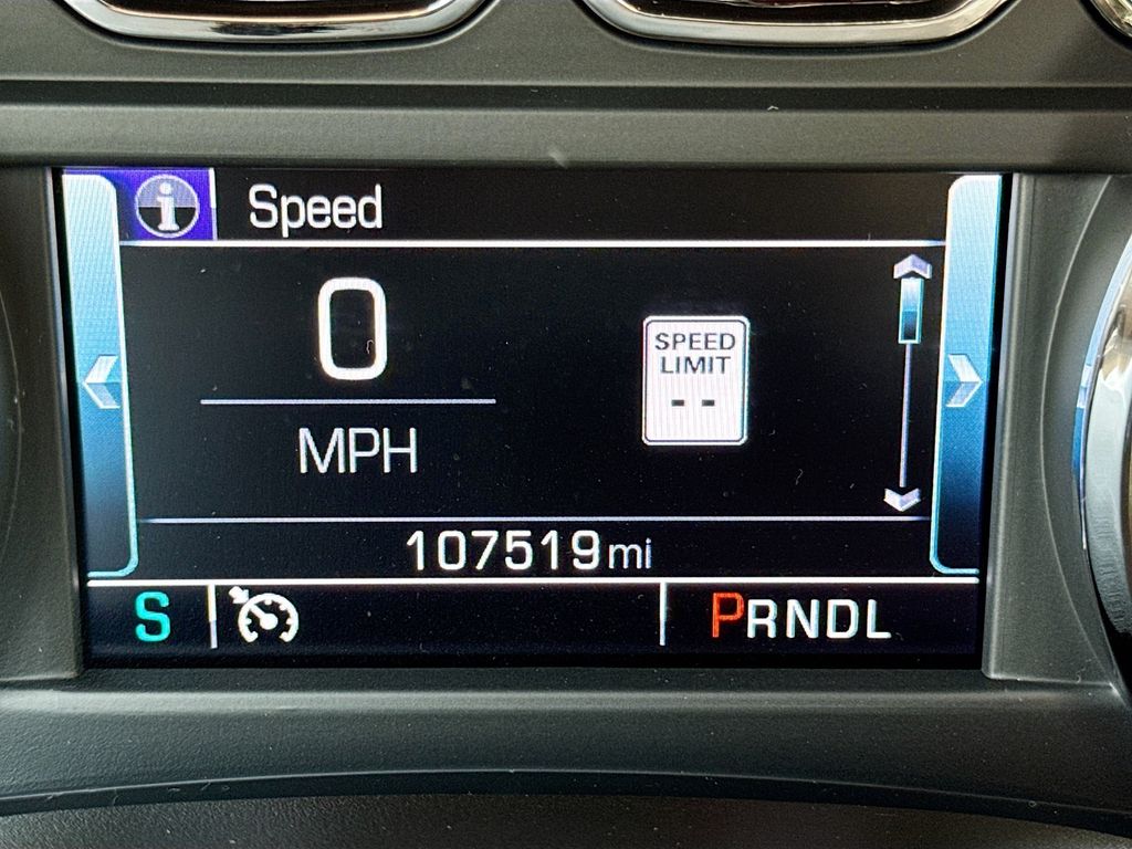 2019 Chevrolet Suburban LT - Photo 11