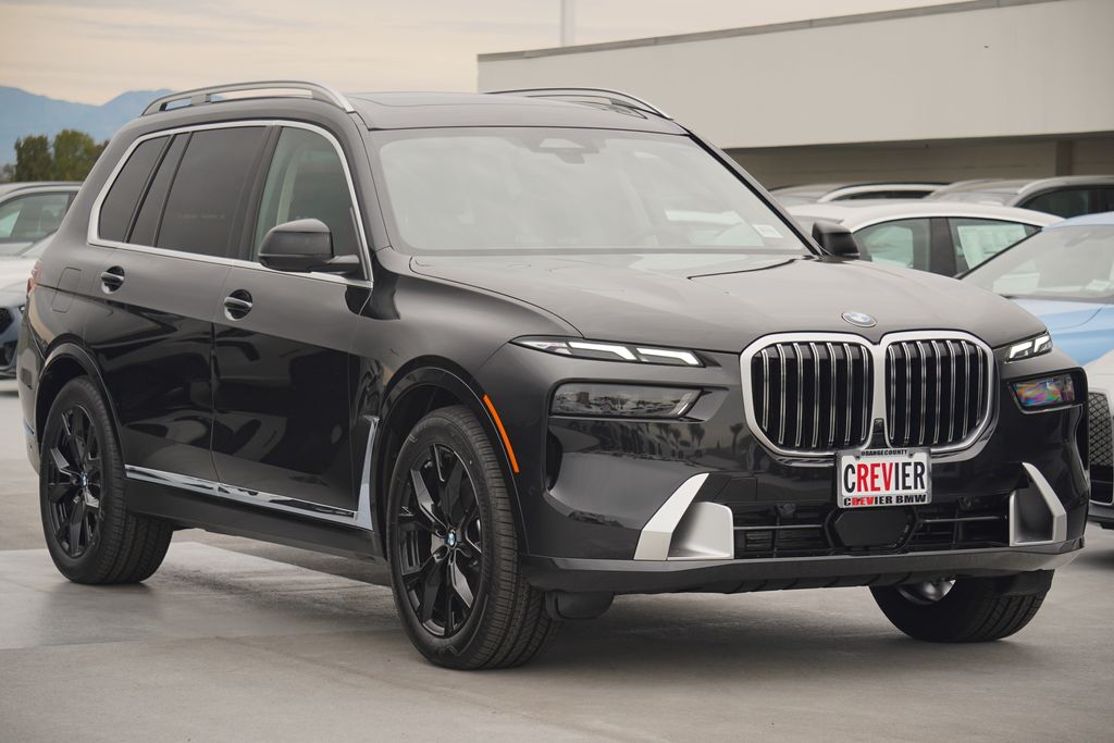 2025 BMW X7 xDrive40i 3