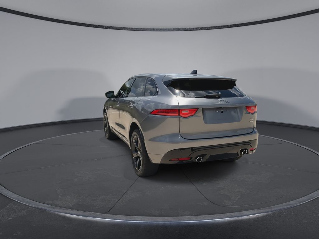 Thumbnail: 2020 Jaguar F-Pace - 7