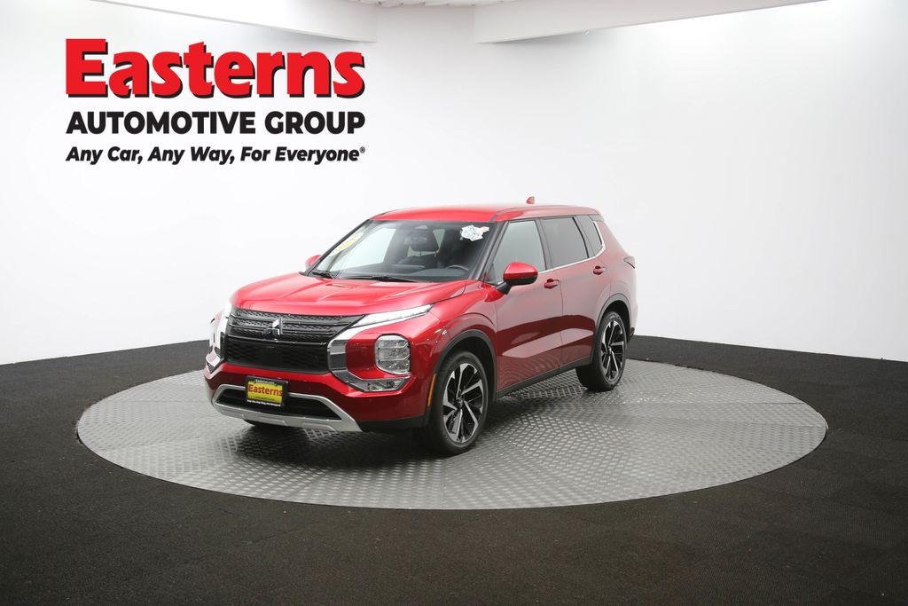 Used 2024 Red Mitsubishi SE image 54
