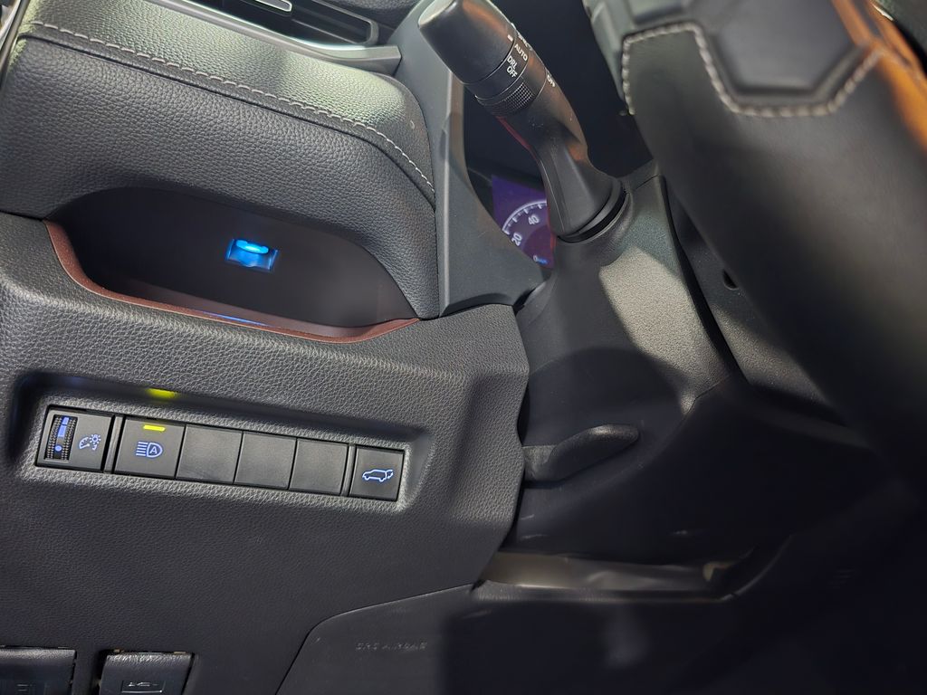 Thumbnail: 2021 Toyota RAV4 - 14