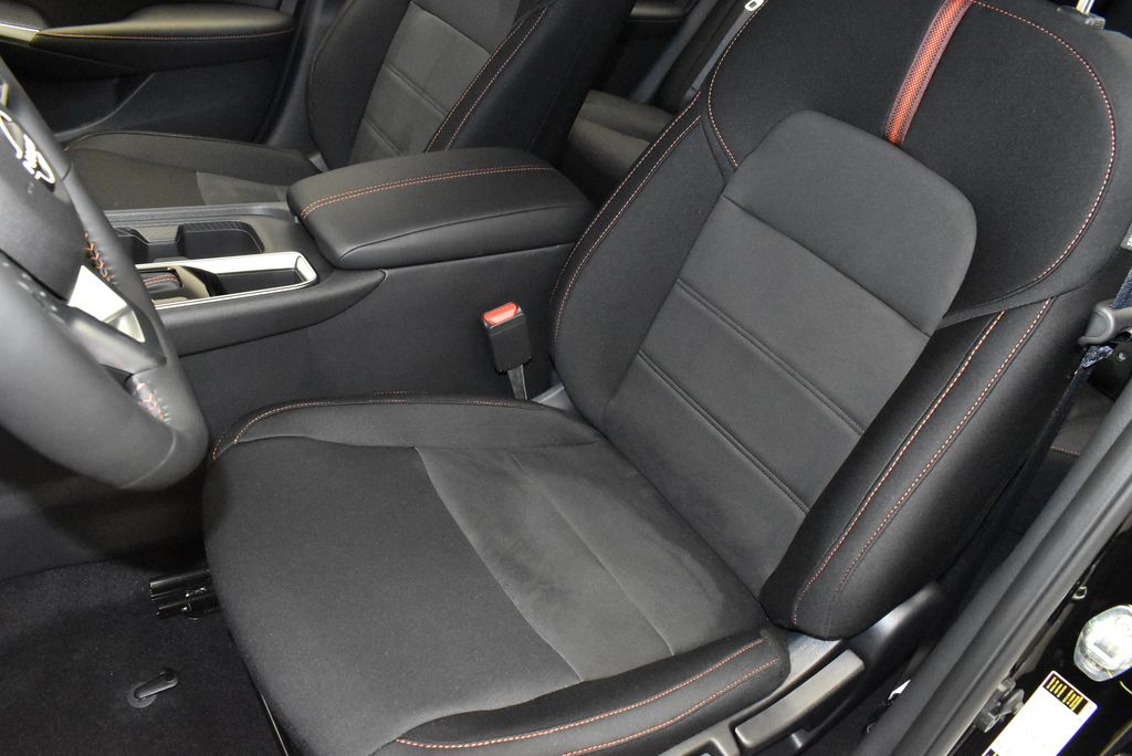 Thumbnail: 2025 Nissan Sentra - 14