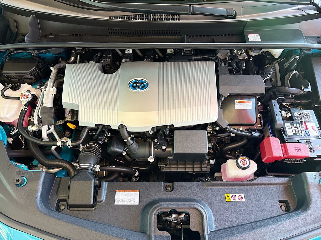 Thumbnail: 2021 Toyota Prius Prime - 28