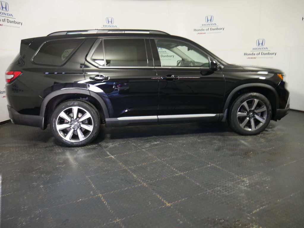 Thumbnail: 2023 Honda Pilot - 4