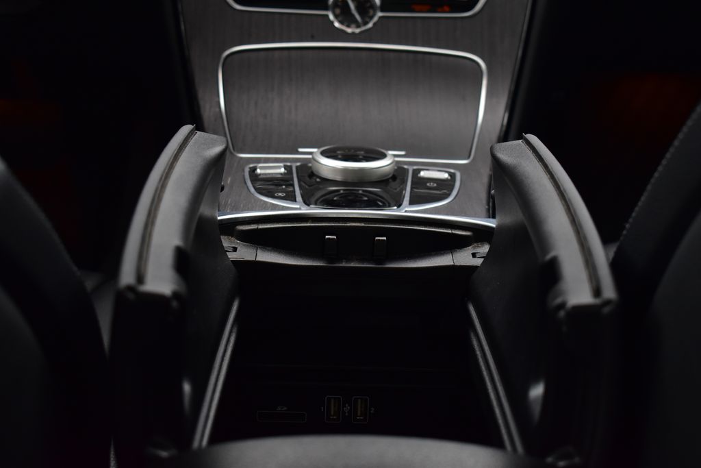 2019 Mercedes-Benz C-Class C 300 24