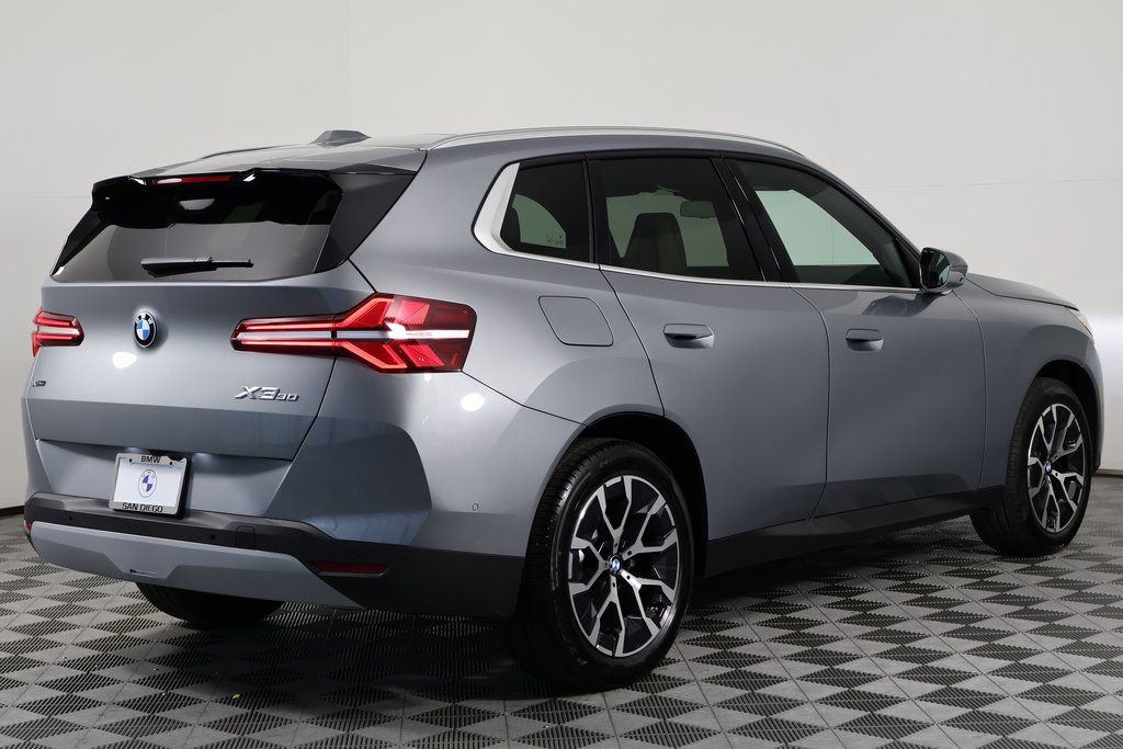 Thumbnail: 2026 BMW X3 - 2