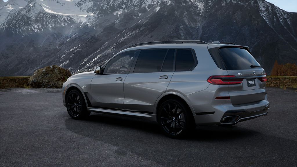 Thumbnail: 2026 BMW X7 - 29