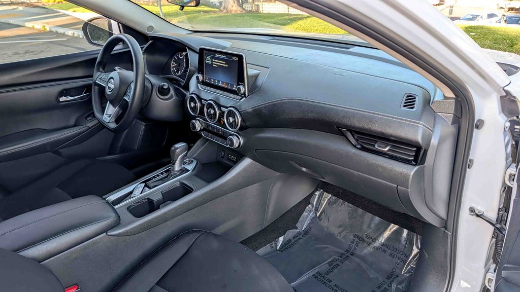 Used 2024 Nissan Sentra SV 4D Sedan