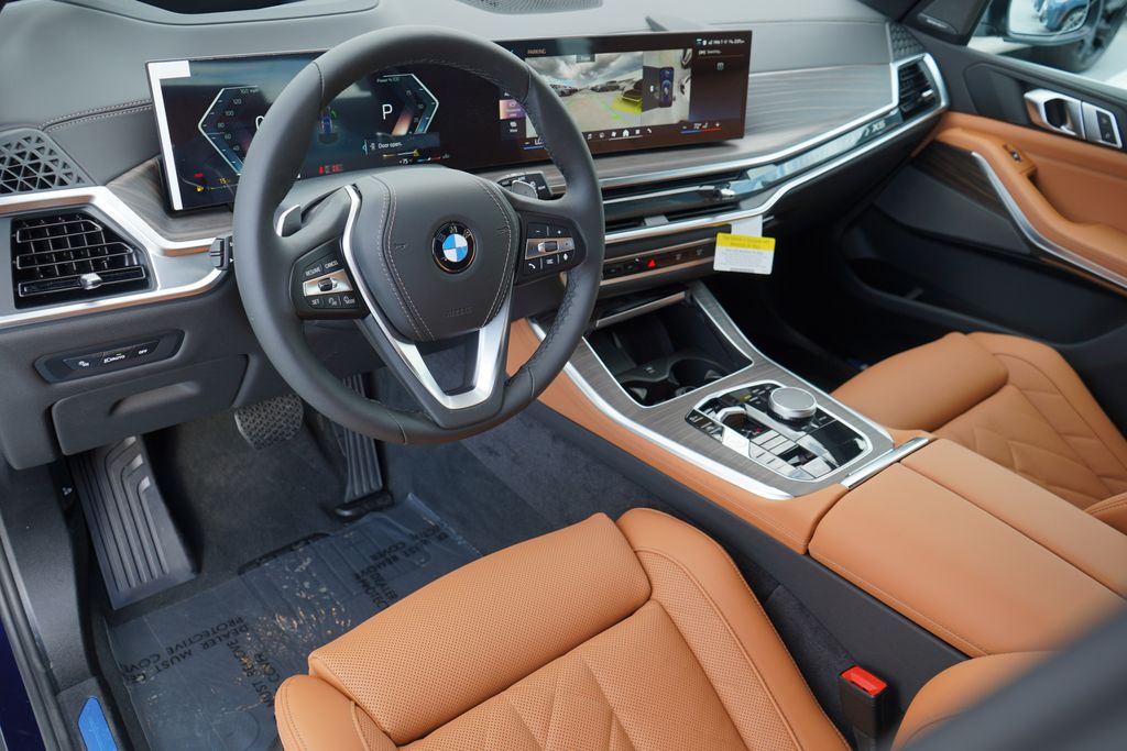 Thumbnail: 2026 BMW X5 - 12