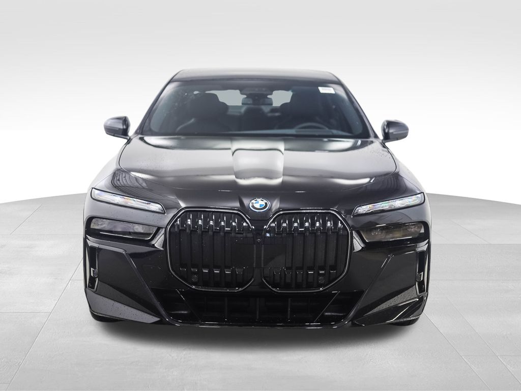Thumbnail: 2026 BMW 7 Series - 8