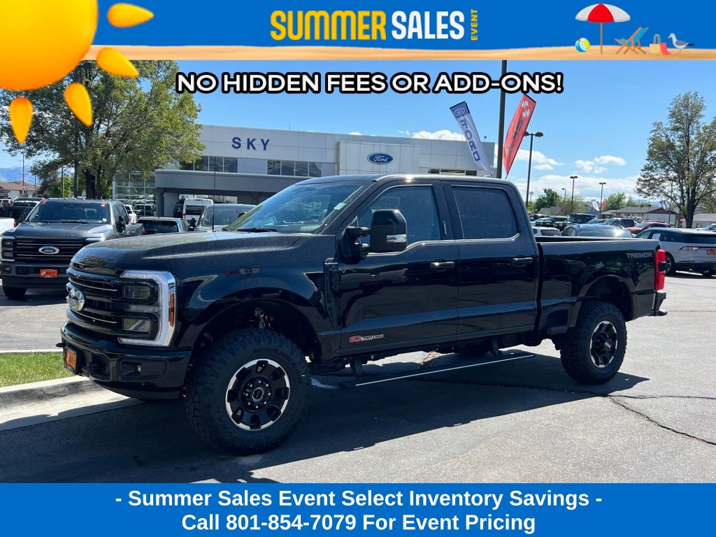 Agate Black Metallic 2026 Ford F-350 Super Duty Pickup Truck Four-Wheel Drive Automatic