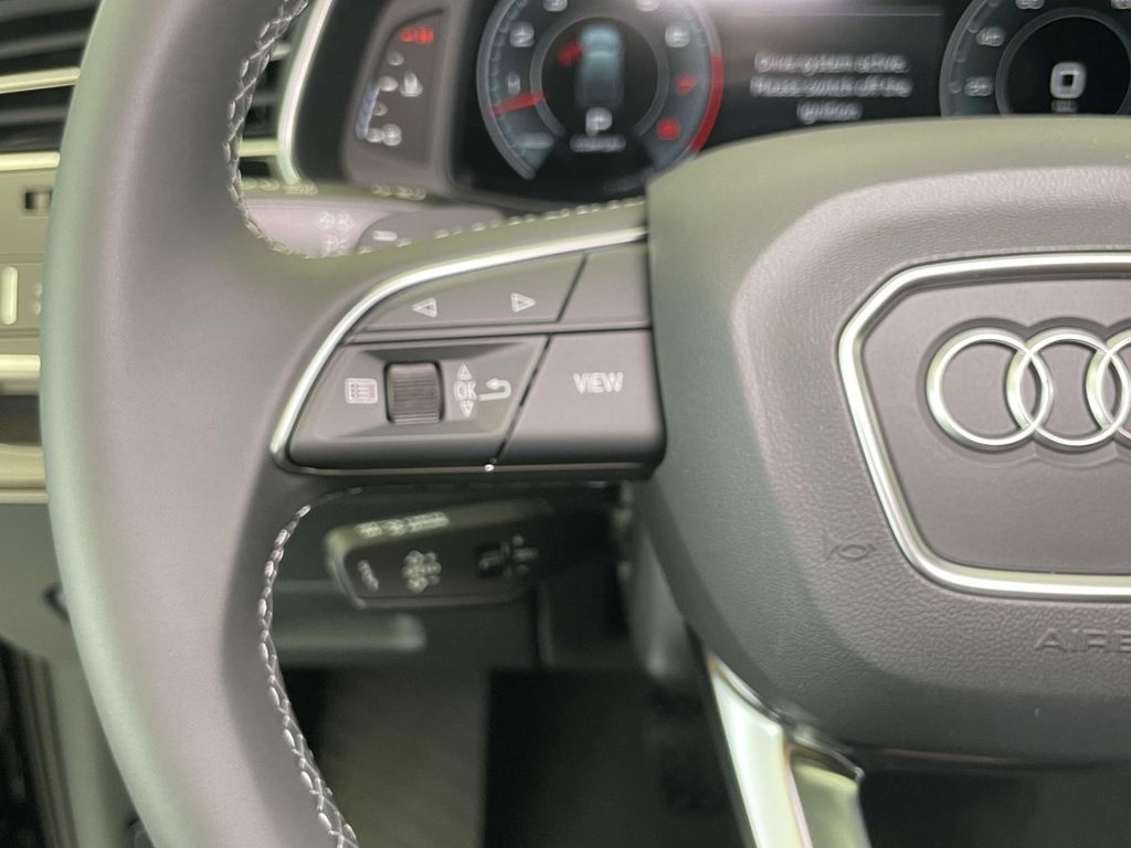 2026 Audi Q7  Black at Audi Porsche Sewickley