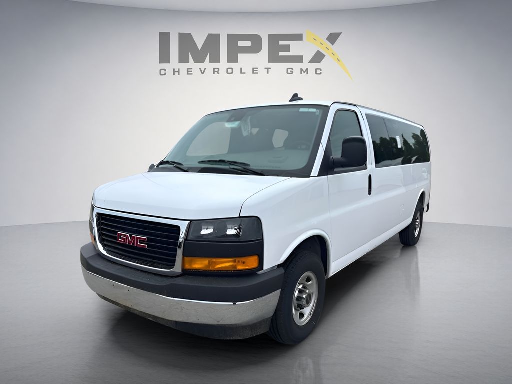 Summit White 2025 GMC Savana Van Rear-Wheel Drive 8-Speed Automatic Overdrive
