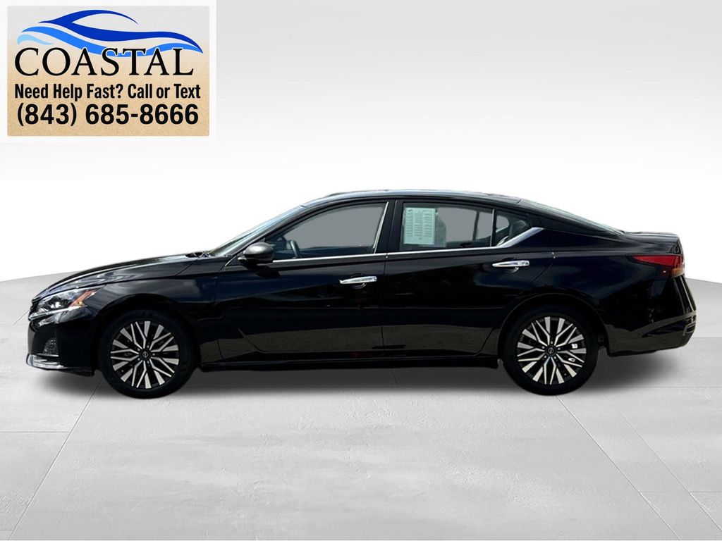 2025 Nissan Altima 2.5 SV Black at Davis Toyota of Orangeburg