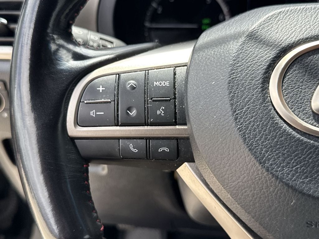 Thumbnail: 2021 Lexus GX - 26