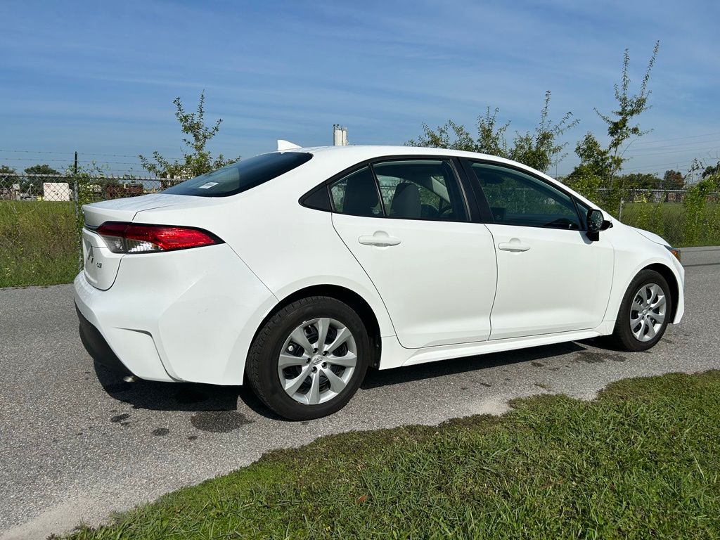 Thumbnail: 2023 Toyota Corolla - 5