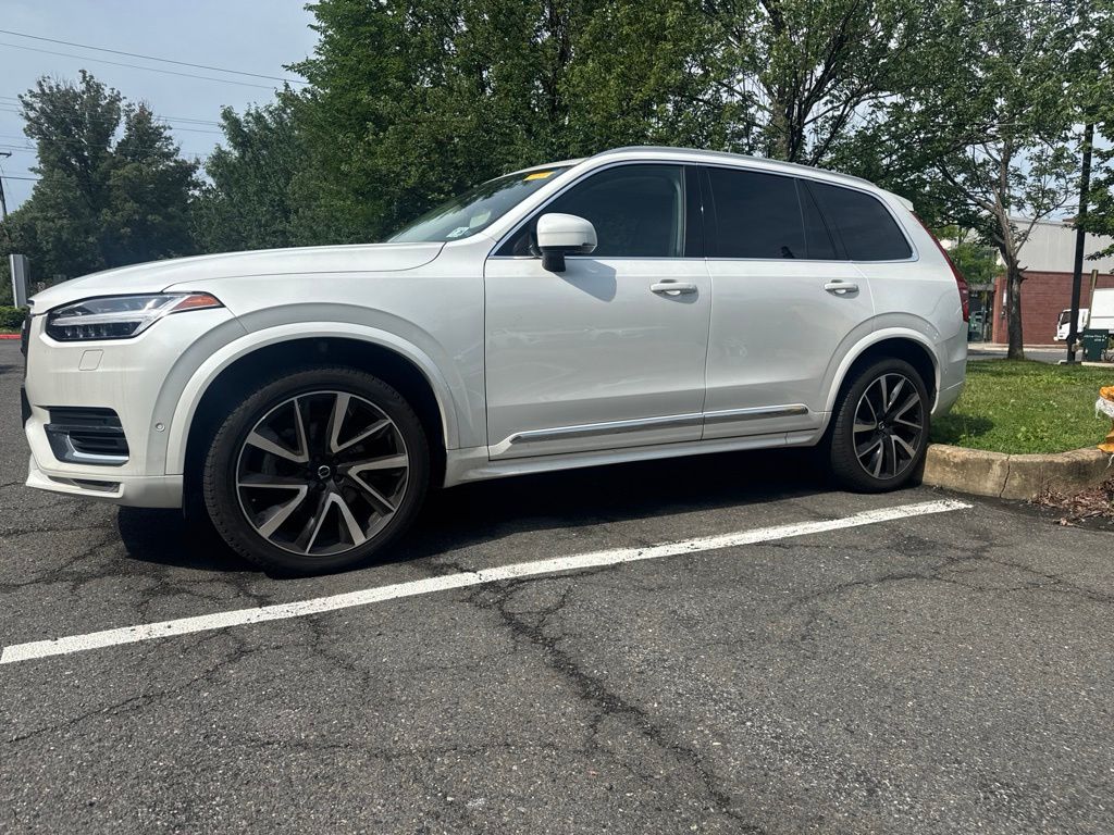 Crystal White 2023 Volvo XC90 SUV / Crossover All-Wheel Drive Automatic