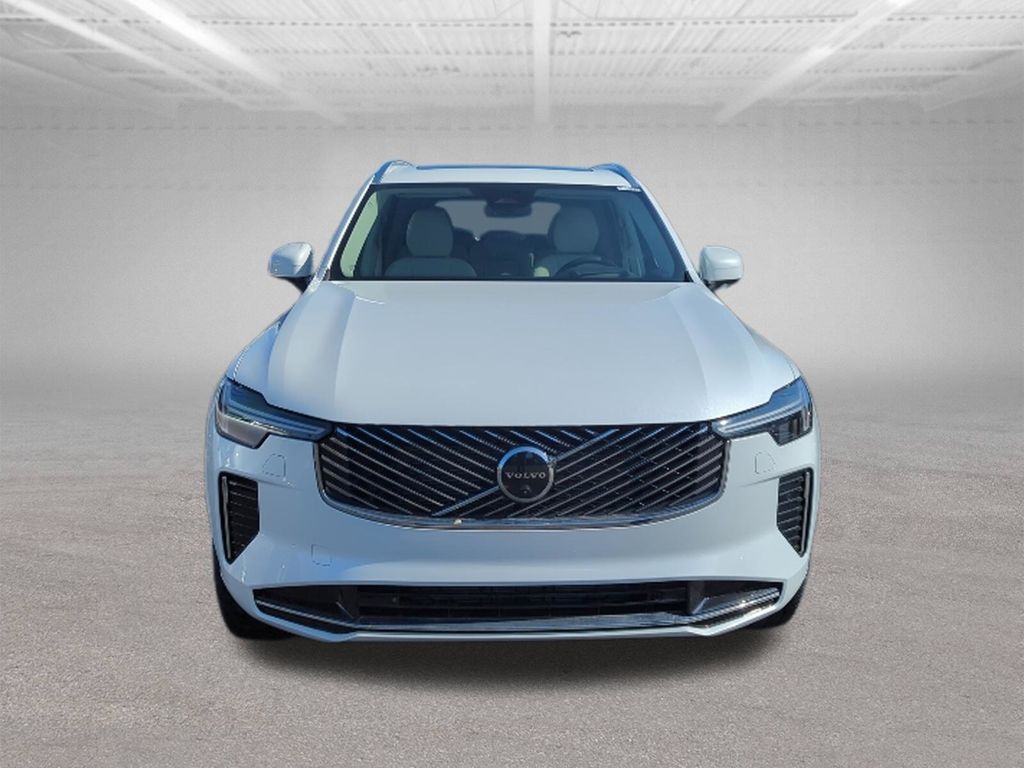 2026 Volvo XC90 Ultra - Photo 11