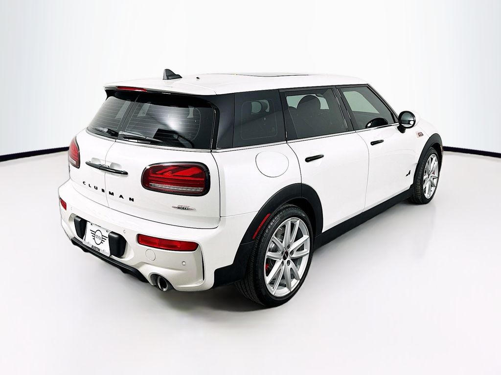 2024 MINI Cooper Clubman John Cooper Works 5