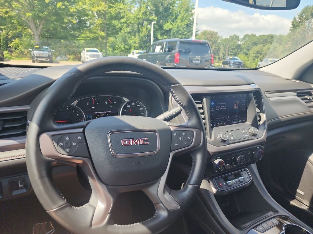 2022 GMC Acadia AT4 13