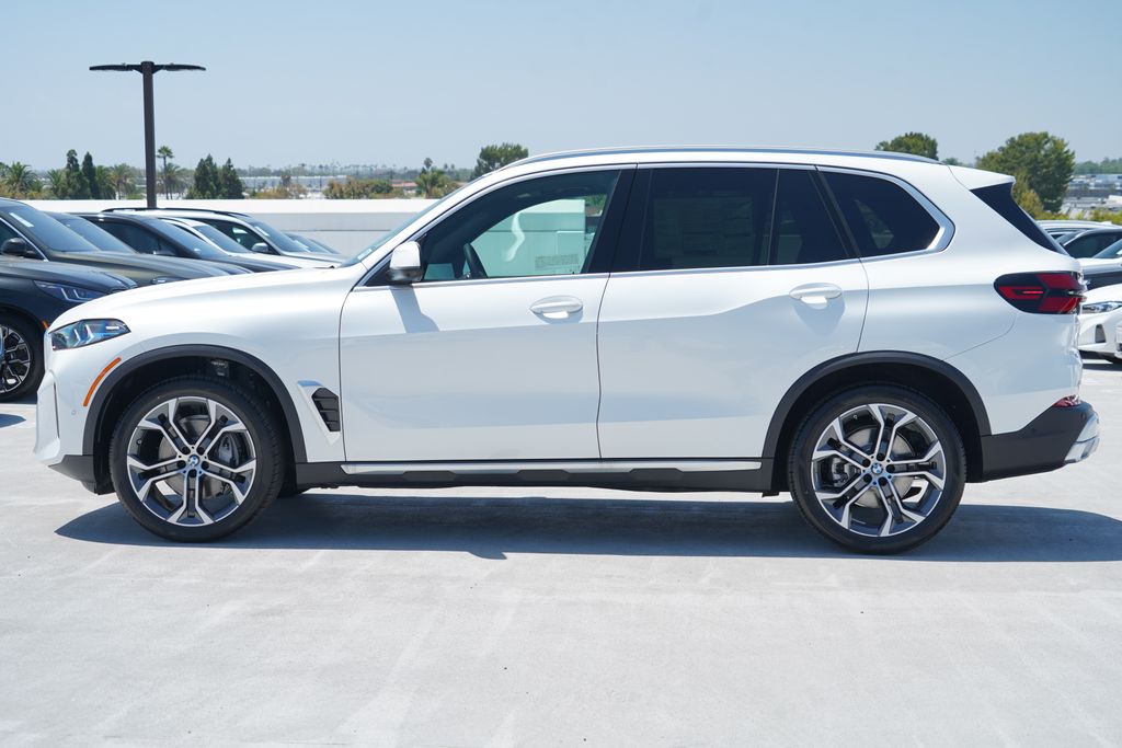 Thumbnail: 2026 BMW X5 - 4
