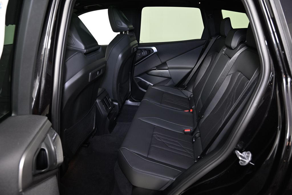 Thumbnail: 2025 BMW X3 - 24