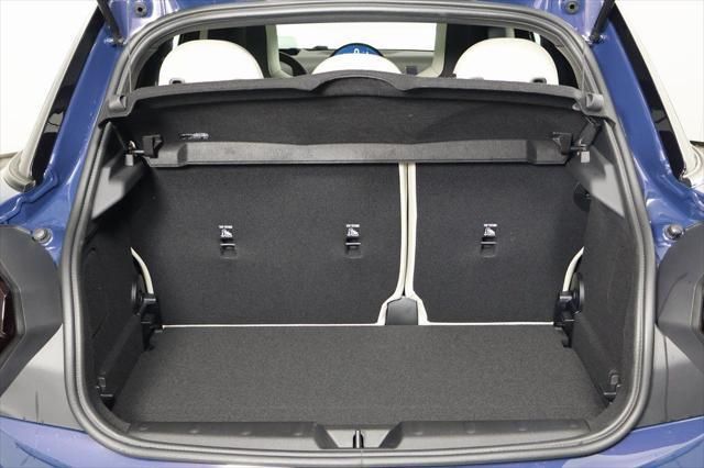 Thumbnail: 2026 MINI Cooper - 8