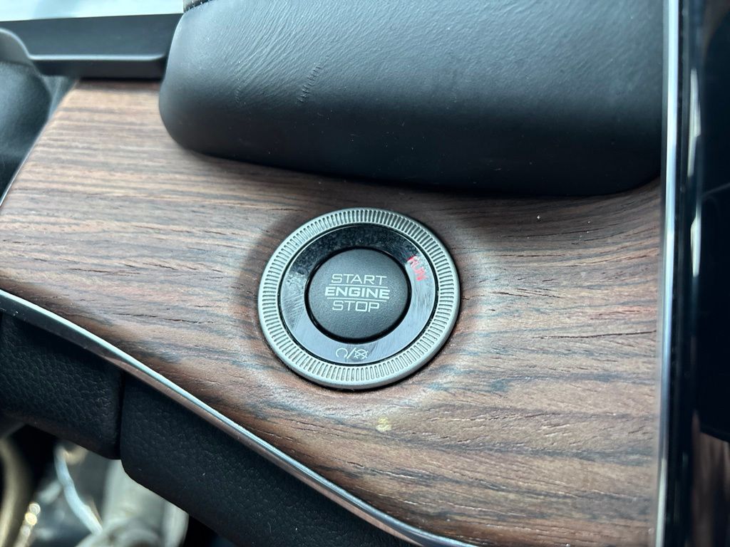 Used 2023 Jeep Grand Cherokee SUV