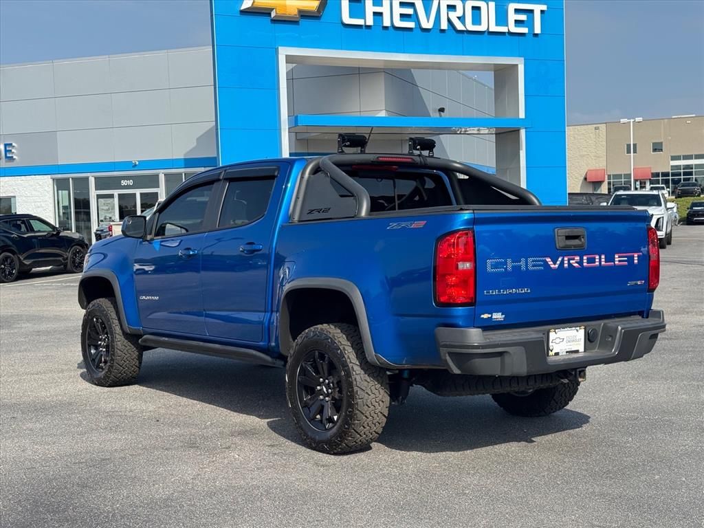 View vehicle photo 5