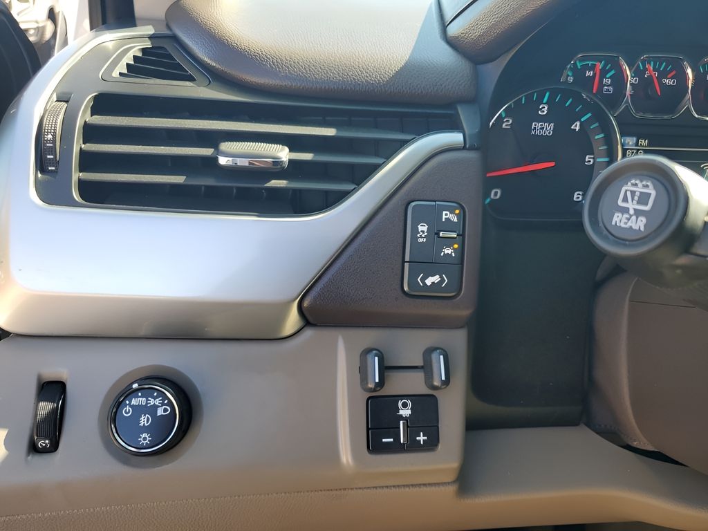 Used Car 2016 Chevrolet Suburban  Lt For Sale Under $25,000 In Austin, Texas