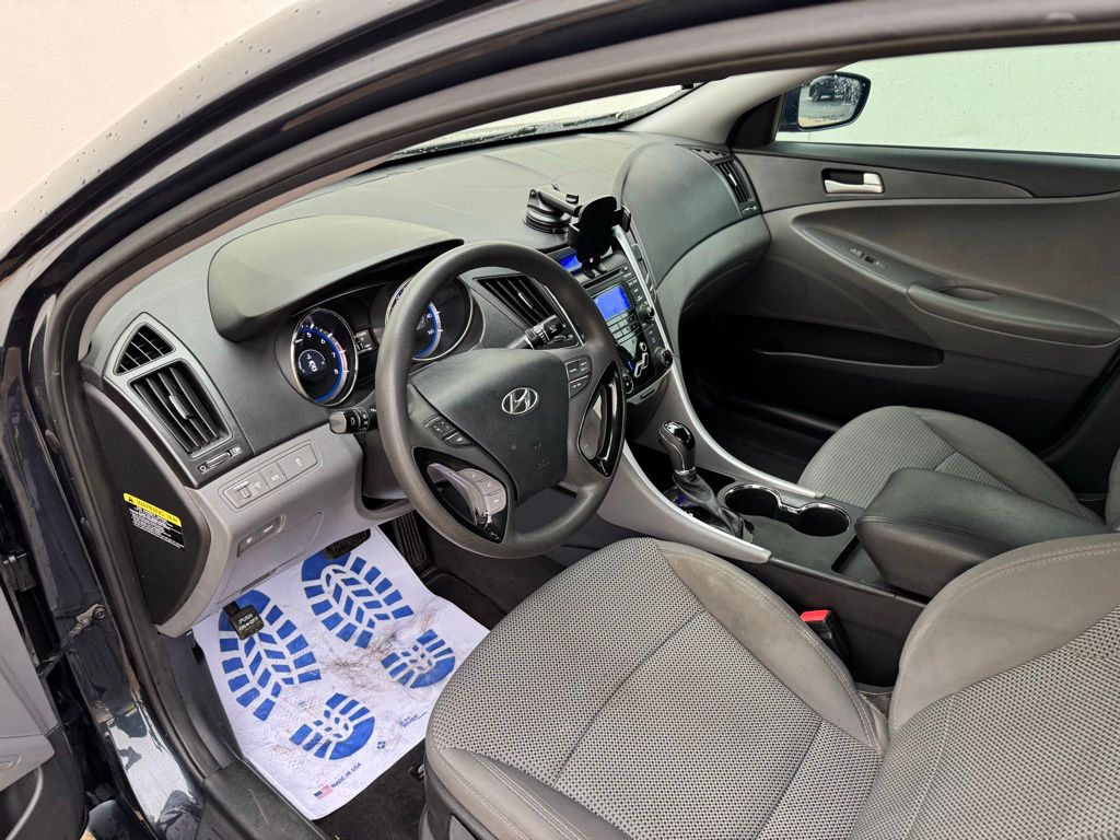 Used Car 2012 Hyundai Sonata  Gls For Sale Under $10,000 In Georgetown, Texas